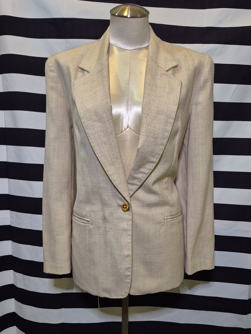 Vintage Oversized Cream Single-Button Blazer